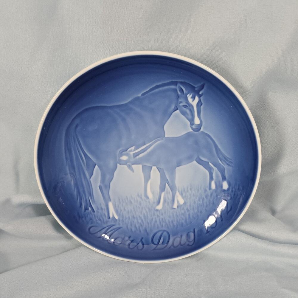 Bing & Grondahl Mother's Day 1972 Collector Plate Horse Porcelain